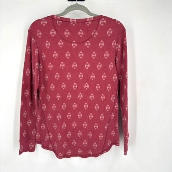 Eddie Bauer Women's Printed Waffle Knit Long Sleeve Henley Top Red Large Ikat - Picture 2 of 11